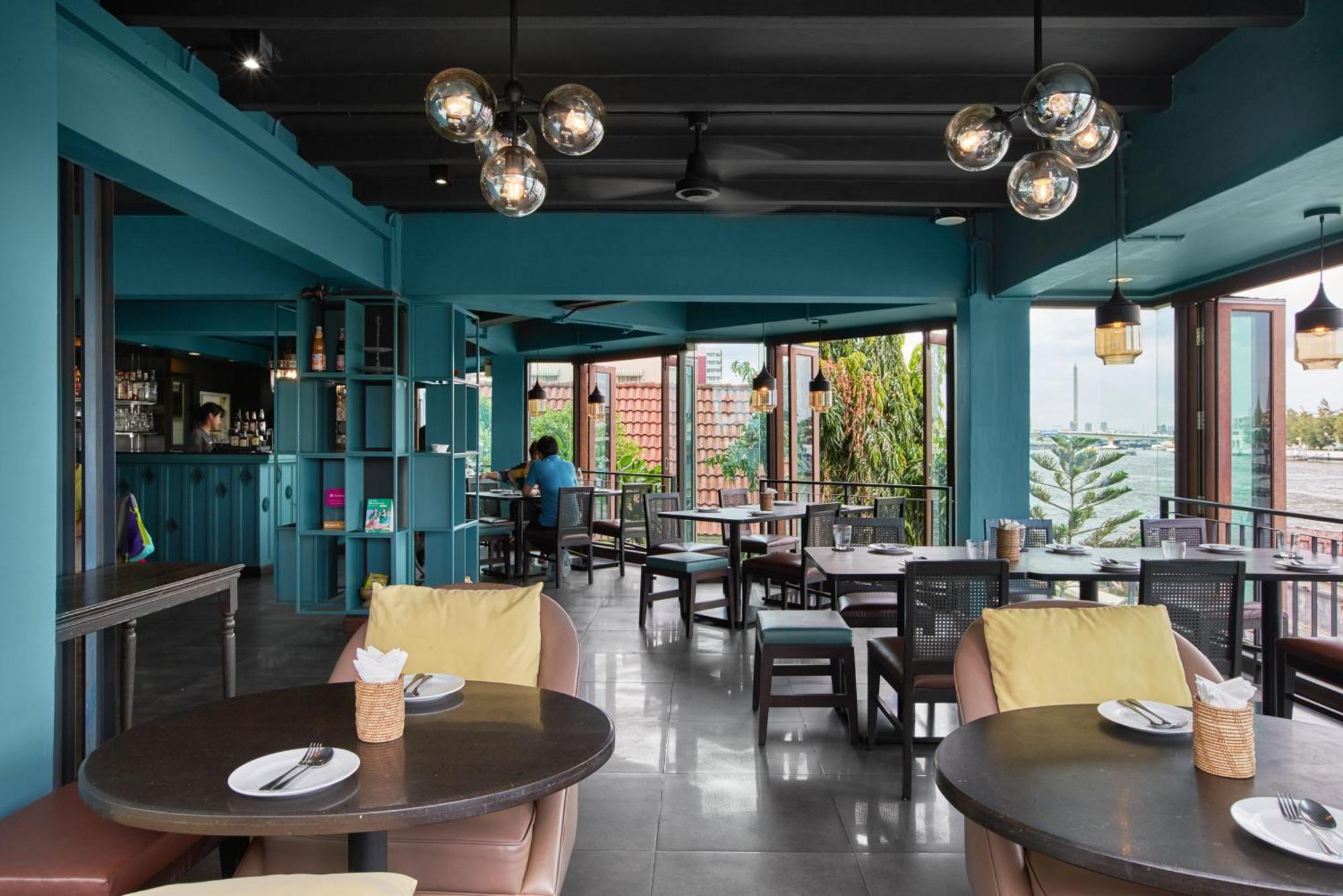 Baan Wanglang Riverside, 酒店 曼谷