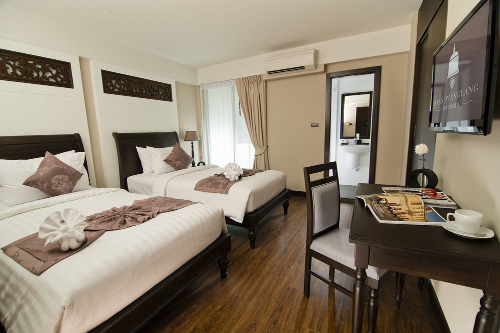 Baan Wanglang Riverside, 酒店